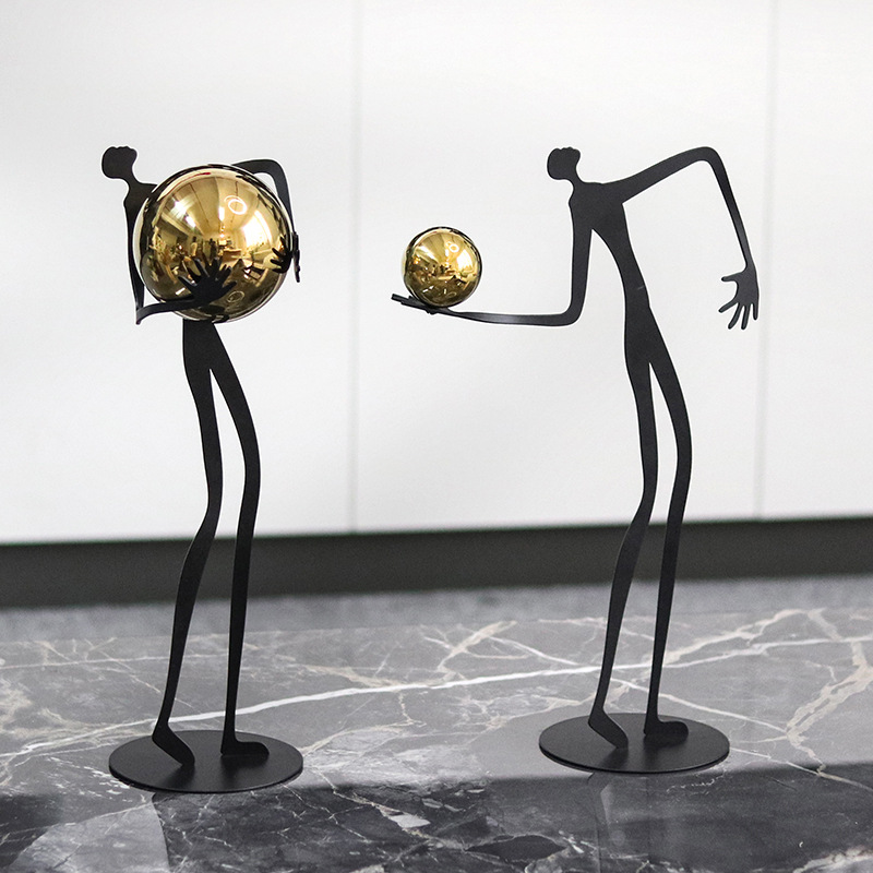 Modern Art Ball-Holding Charac - Art Craft Hotel recension och pris