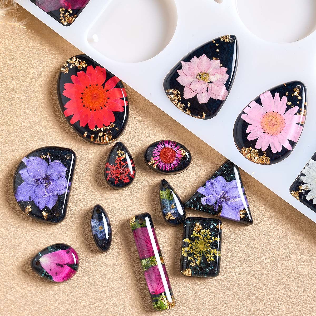 Time Stone Pendant Silicone Mo - Art Craft Show recension och pris