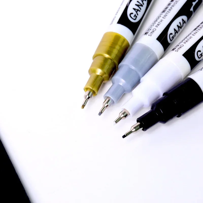 4Pcs/set Oil Based White Black - Illustration Marker Set recension och pris
