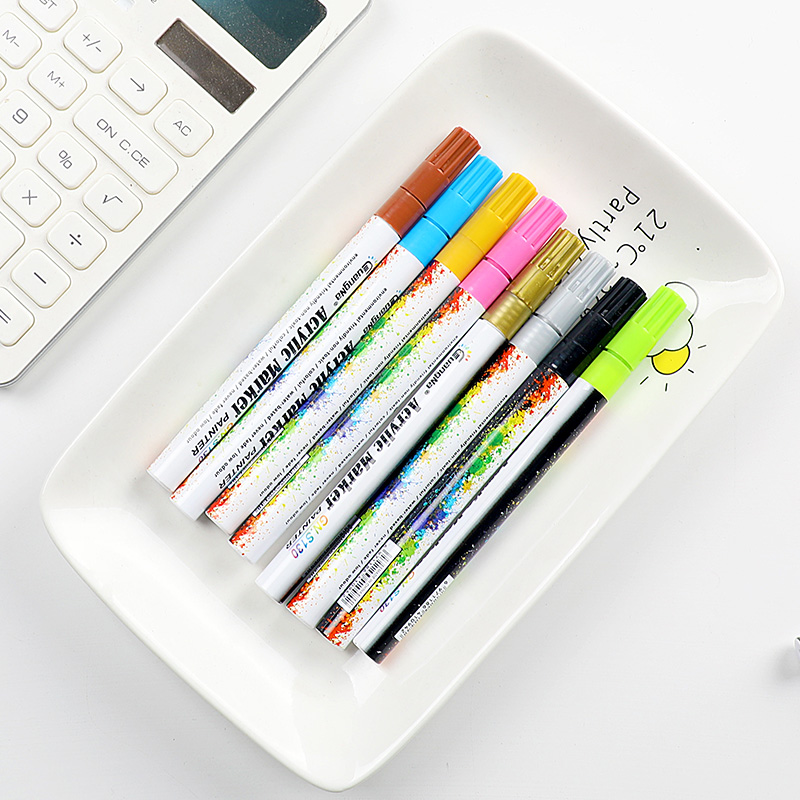 0.7mm Acrylic Paint Profession - Illustration Marker Set recension och pris