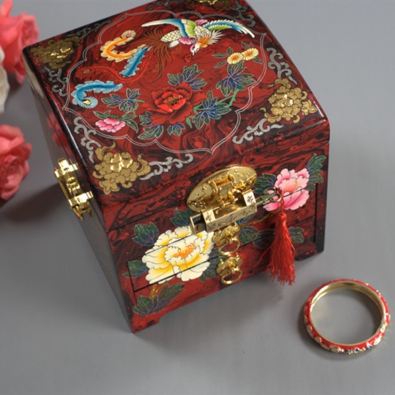 Handmade Painted Lacquer Jewel - Chinese Art Craft recension och pris