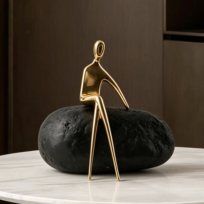 Nordic Resin Figure Sculpture  - Art Craft Hotel recension och pris