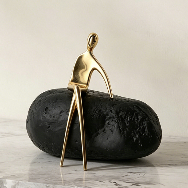 Nordic Resin Figure Sculpture  - Art Craft Hotel recension och pris