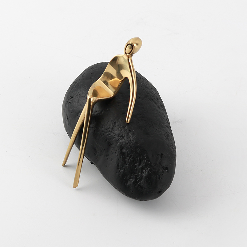 Nordic Resin Figure Sculpture  - Art Craft Hotel recension och pris